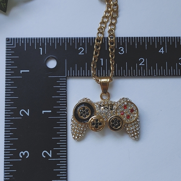 Game Controller Pendant and Chain Necklace 18k Gold Plated Steel - Picture 5 of 5